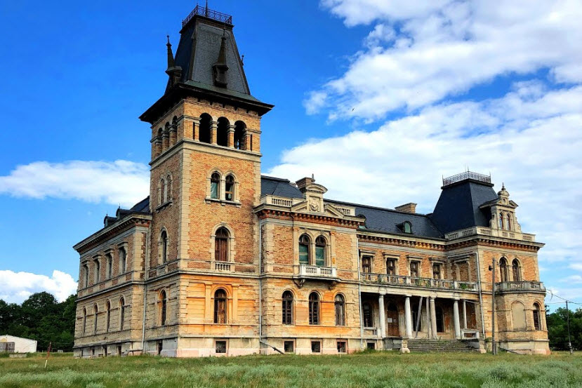 Kégl-Palace, Hungary